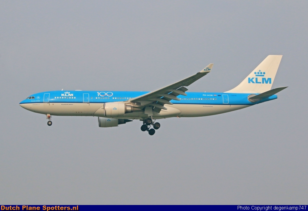 PH-AON Airbus A330-200 KLM Royal Dutch Airlines by Herman Degenkamp