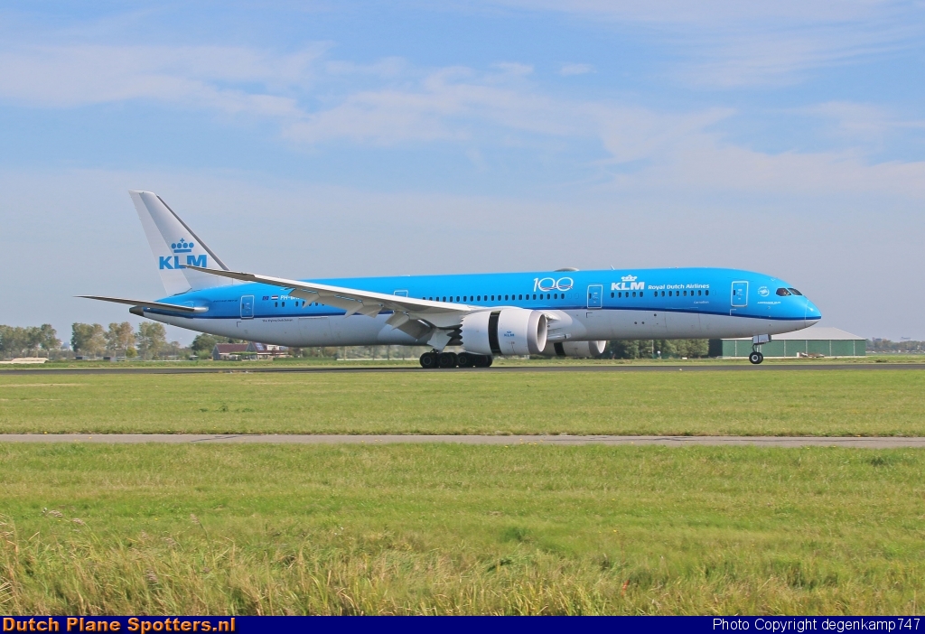 PH-BHA Boeing 787-9 Dreamliner KLM Royal Dutch Airlines by Herman Degenkamp