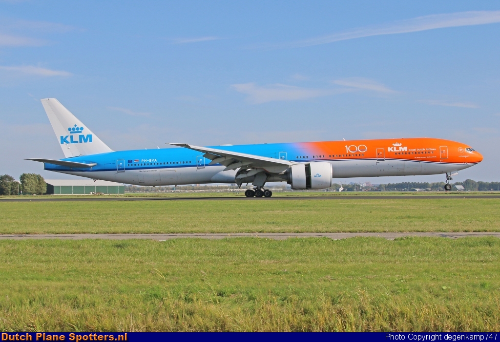PH-BVA Boeing 777-300 KLM Royal Dutch Airlines by Herman Degenkamp