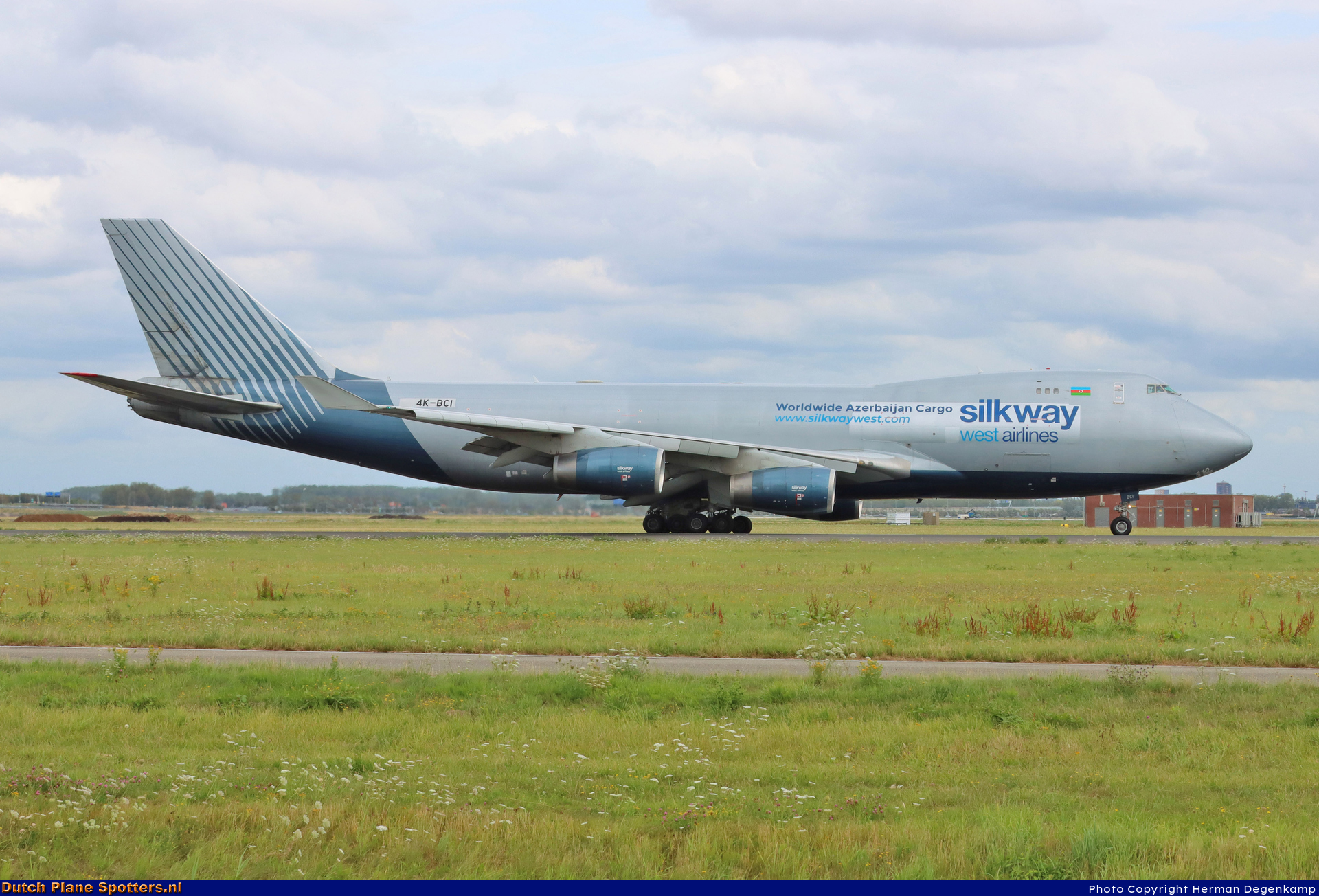 4K-BCI Boeing 747-400 Silk Way West Airlines by Herman Degenkamp