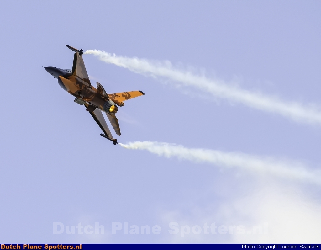 J-015 General Dynamics F-16 Fighting Falcon MIL - Dutch Royal Air Force by Leander Swinkels