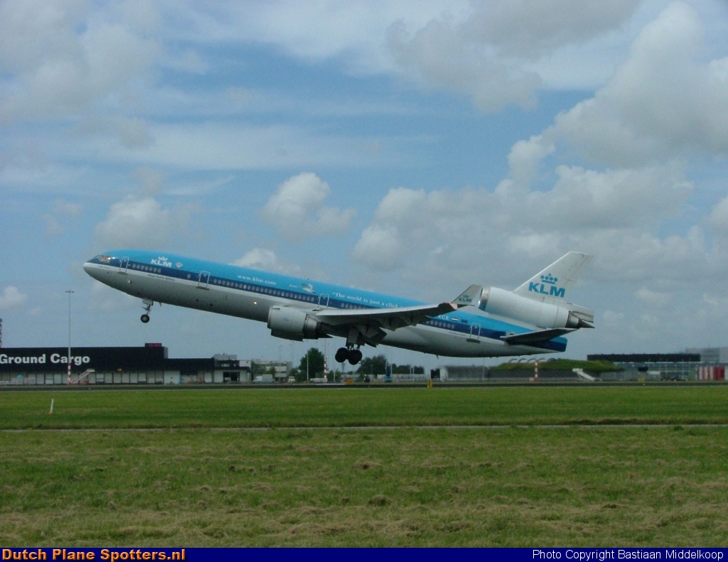 PH-KCE McDonnell Douglas MD-11 KLM Royal Dutch Airlines by Bastiaan Middelkoop