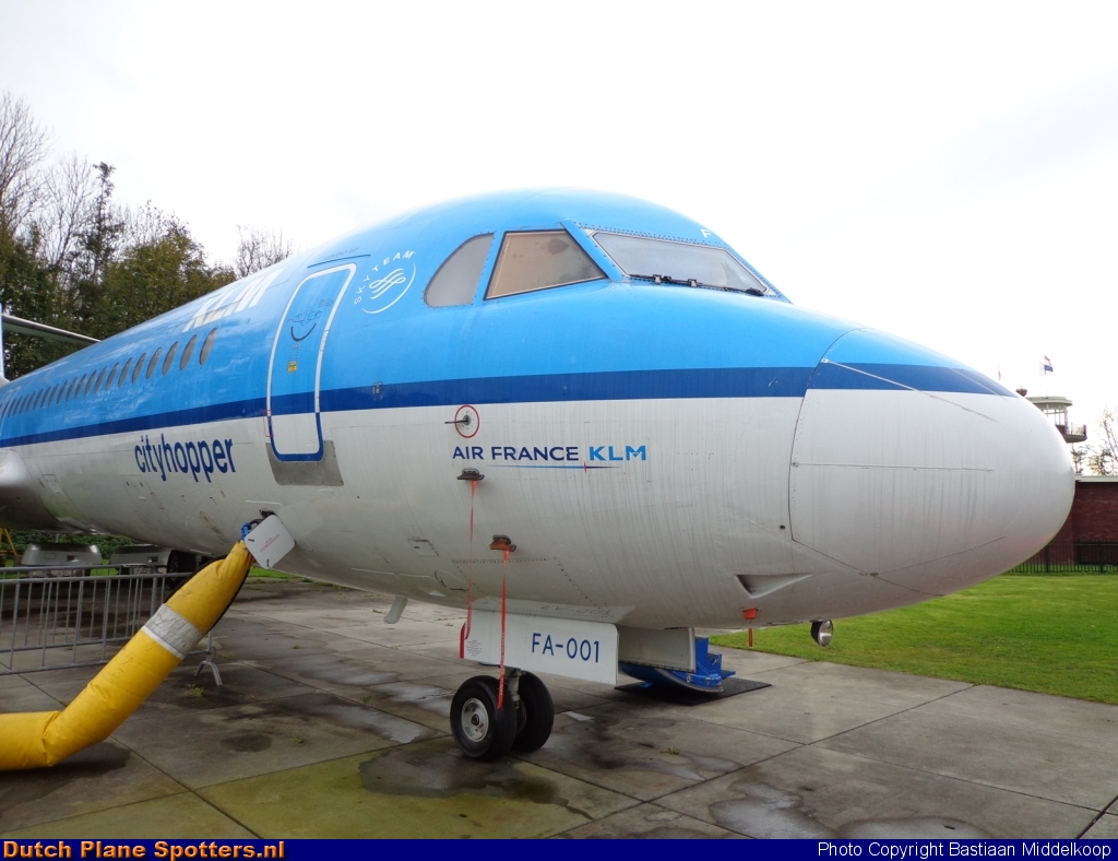 PH-OFA Fokker 100 KLM Cityhopper by Bastiaan Middelkoop