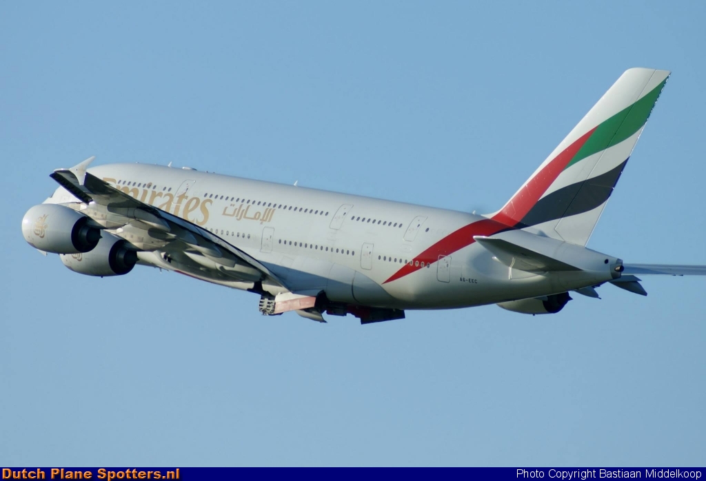 A6-EEC Airbus A380-800 Emirates by Bastiaan Middelkoop