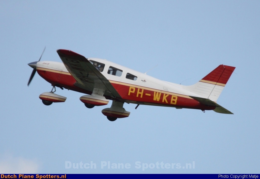 PH-WKB Piper PA-28 Archer III Private by Matje