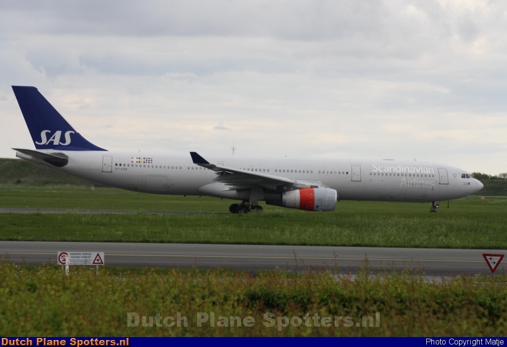 OY-KBN Airbus A330-300 SAS Scandinavian Airlines by Matje