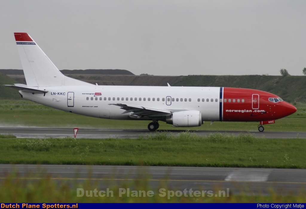 LN-KKC Boeing 737-300 Norwegian Air Shuttle by Matje