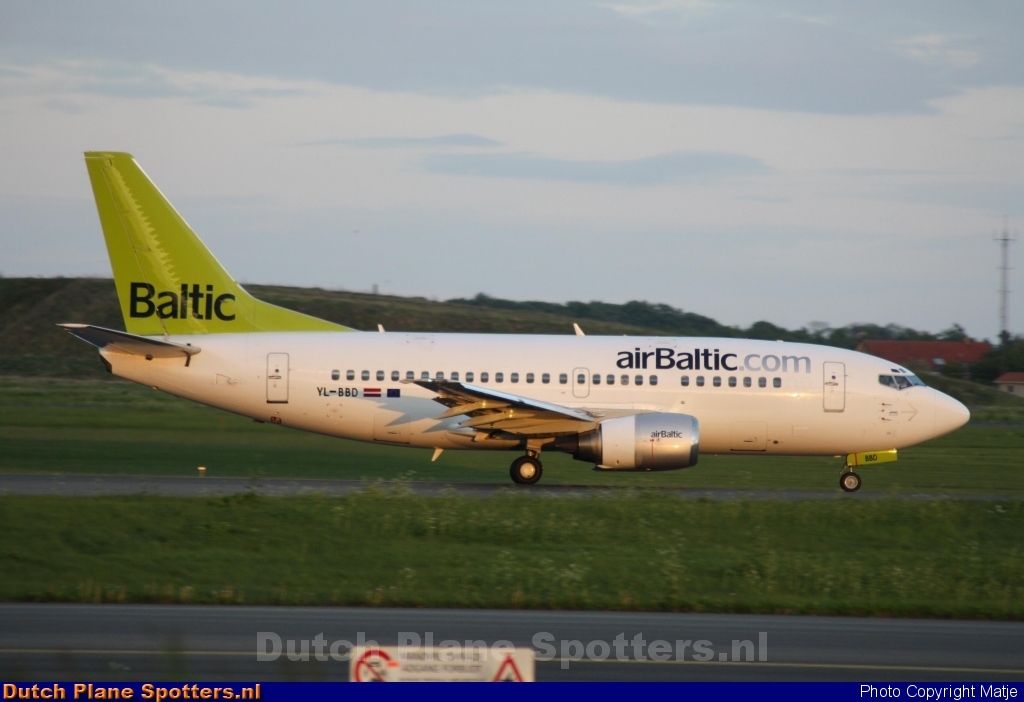 YL-BBD Boeing 737-500 Air Baltic by Matje