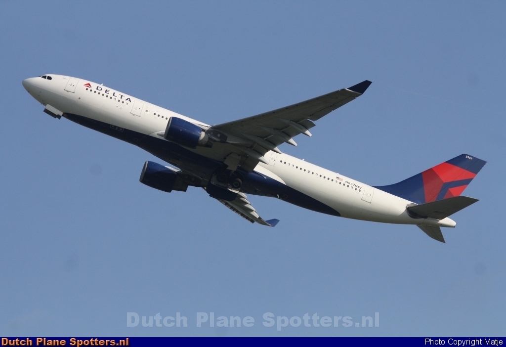 N857NW Airbus A330-200 Delta Airlines by Matje