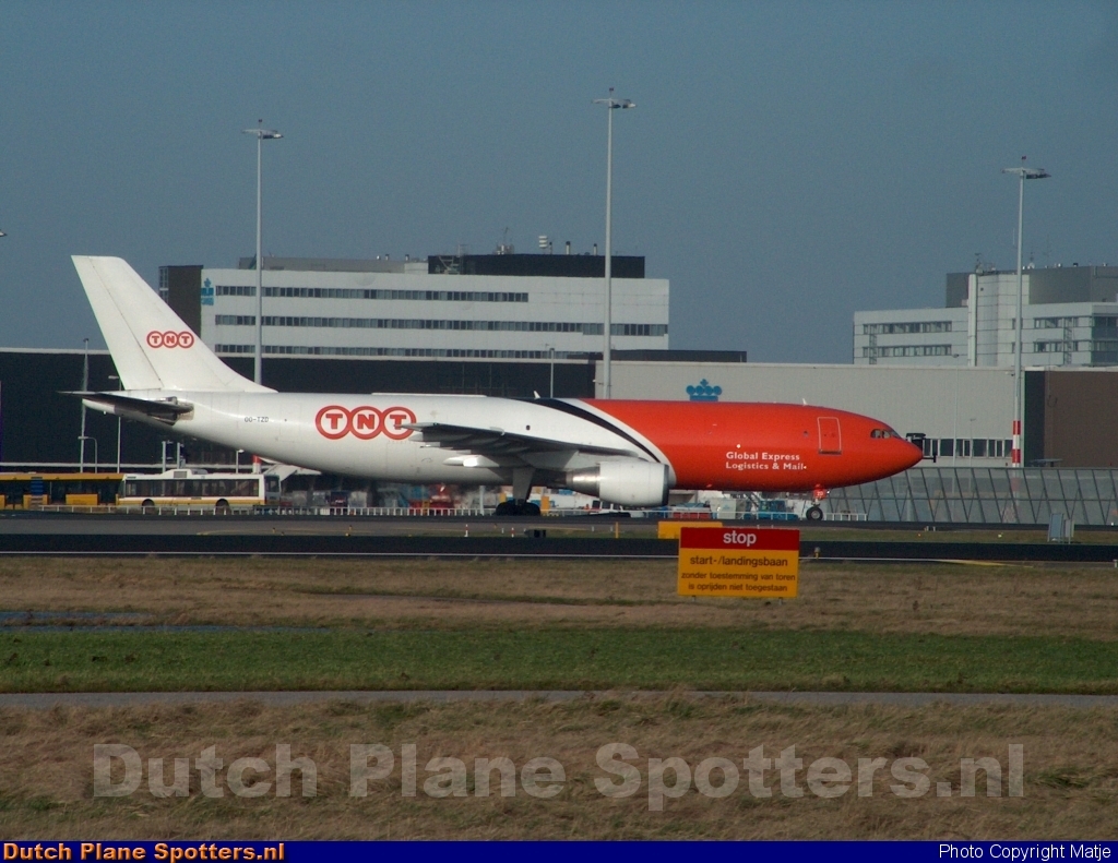 OO-TZD Airbus A300 TNT Airways by Matje