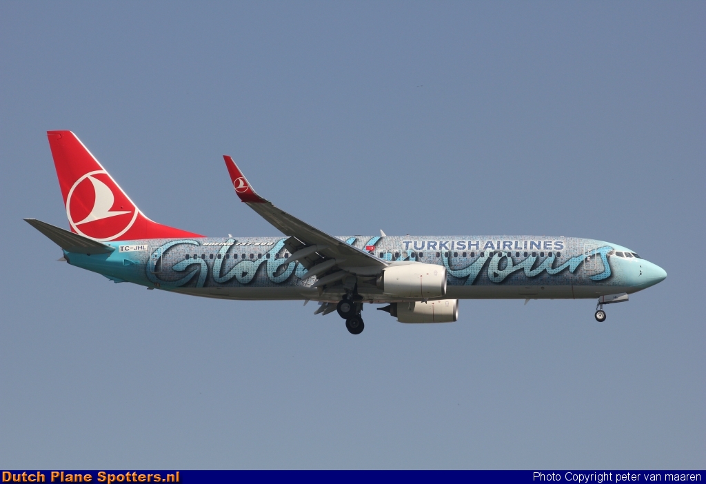 TC-JHL Boeing 737-800 Turkish Airlines by peter van maaren