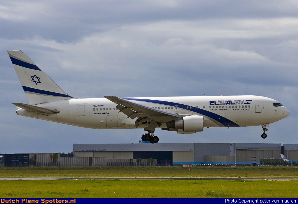 4X-EAD Boeing 767-200 El Al Israel Airlines by peter van maaren