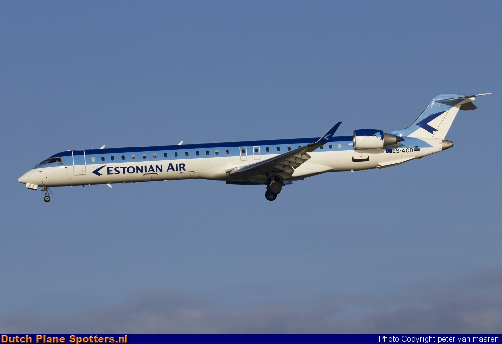 ES-ACD Bombardier Canadair CRJ900 Estonian Air by peter van maaren