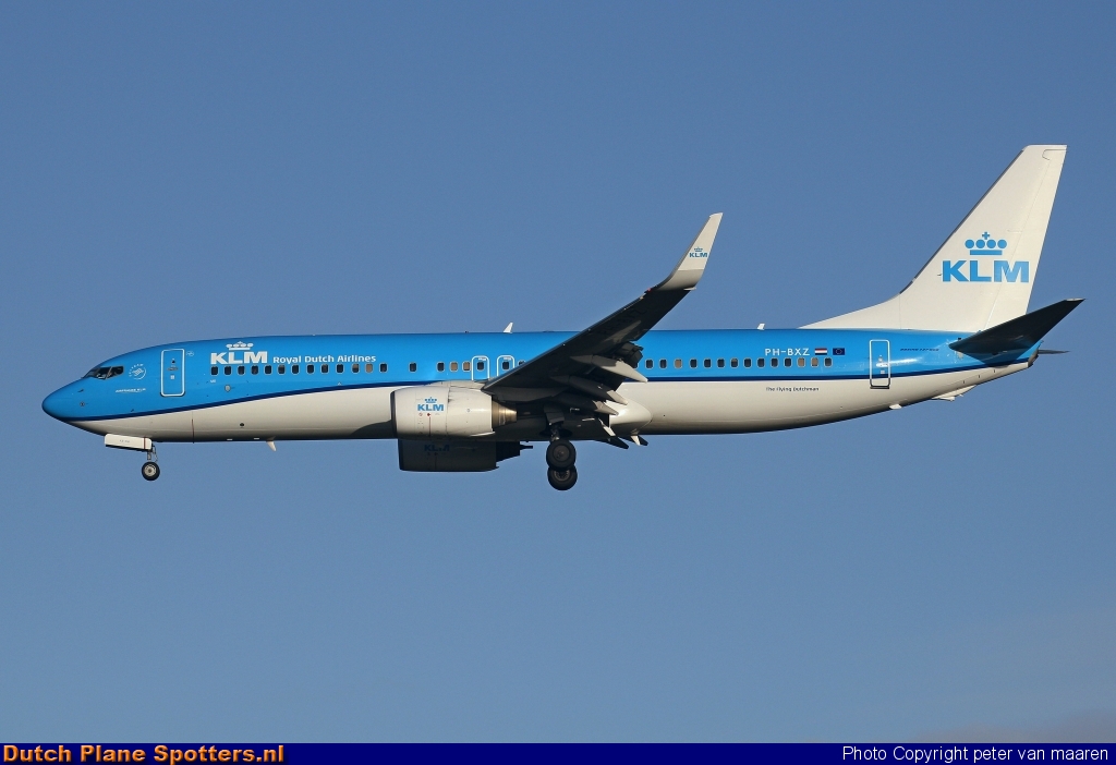 PH-BXZ Boeing 737-800 KLM Royal Dutch Airlines by peter van maaren