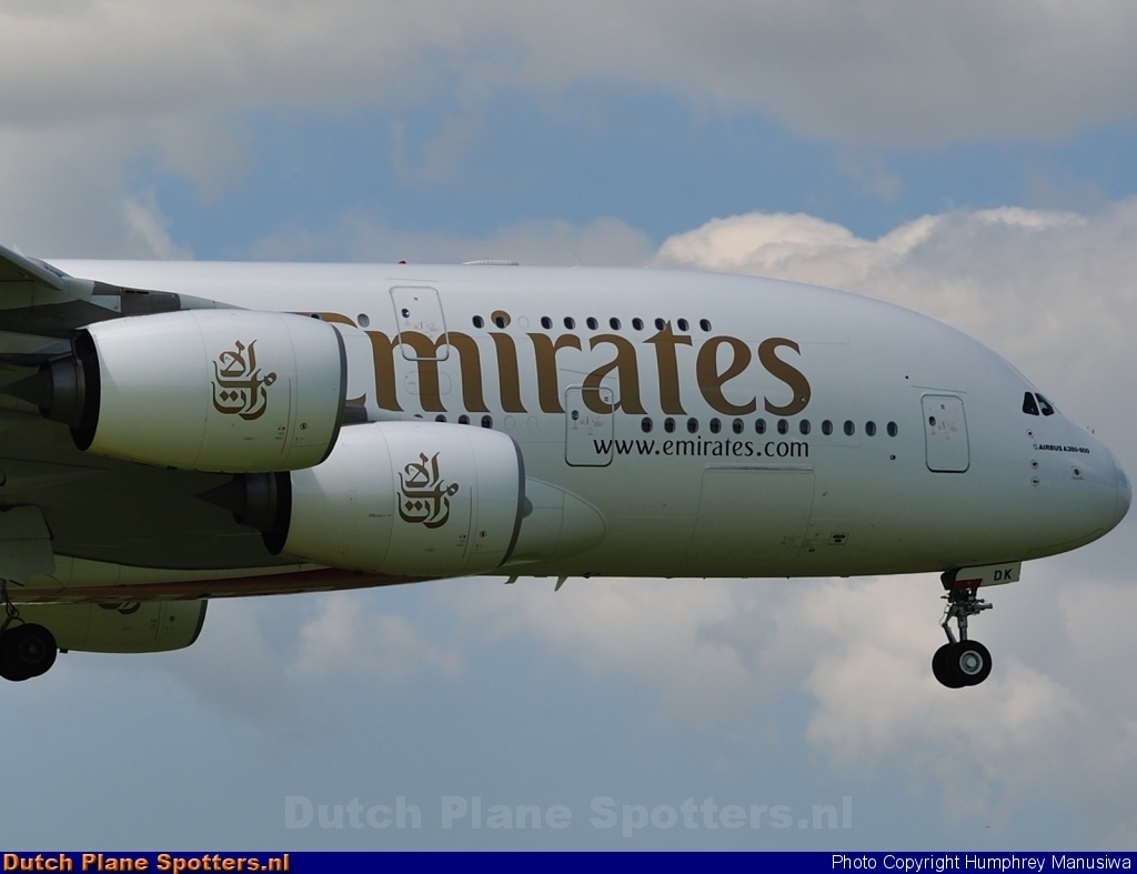 A6-EDK Airbus A380-800 Emirates by Humphrey Manusiwa