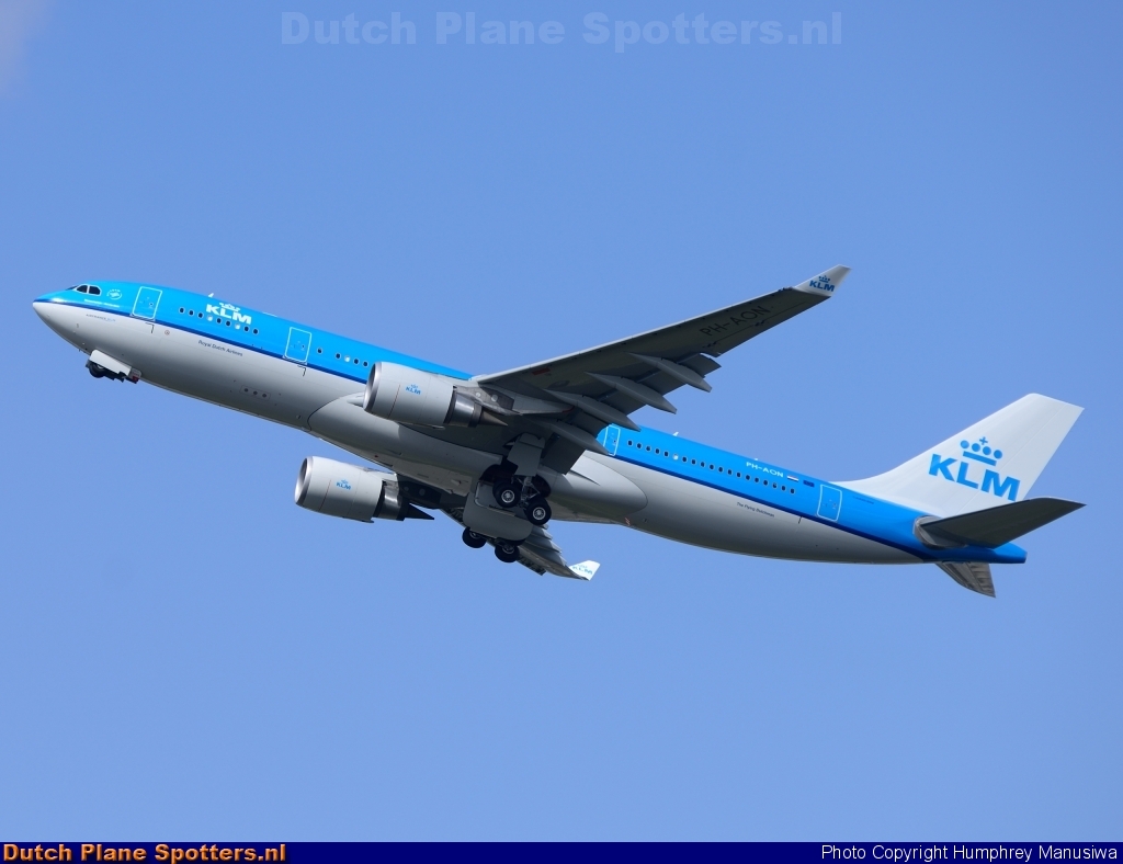 PH-AON Airbus A330-200 KLM Royal Dutch Airlines by Humphrey Manusiwa