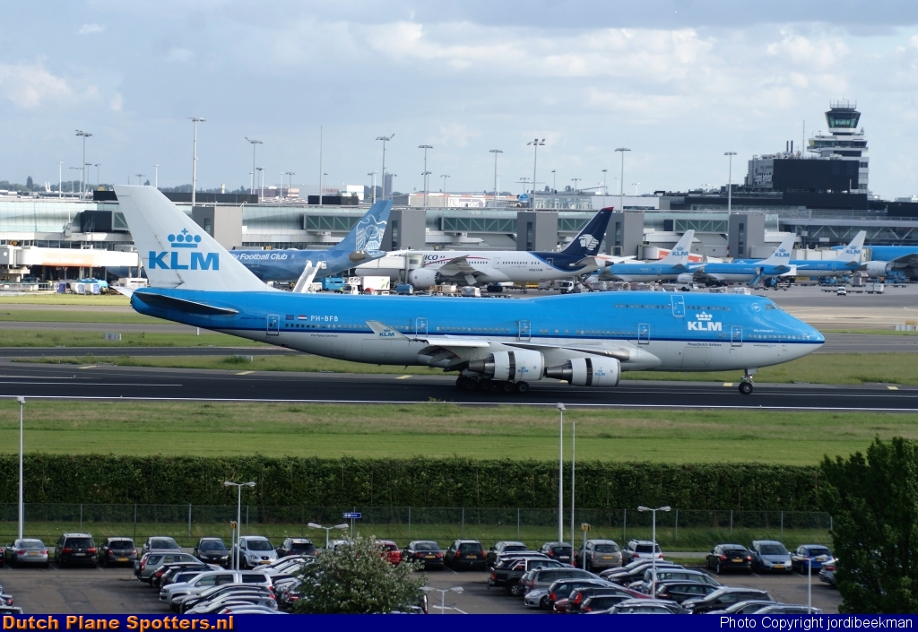 PH-BFB Boeing 747-400 KLM Royal Dutch Airlines by jordibeekman
