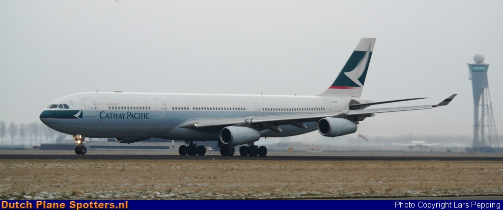 B-HXA Airbus A340-300 Cathay Pacific by Lars Pepping