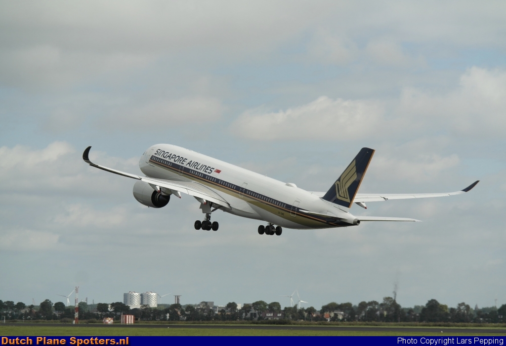 9V-SME Airbus A350-900 Singapore Airlines by Lars Pepping