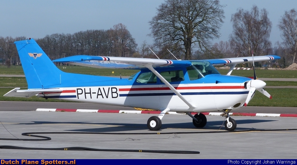 PH-AVB Cessna 172 Skyhawk II Vliegclub Teuge by Johan Warringa