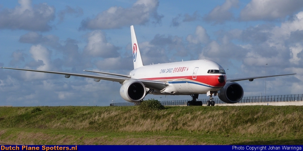 B-2077 Boeing 777-F China Cargo Airlines by Johan Warringa