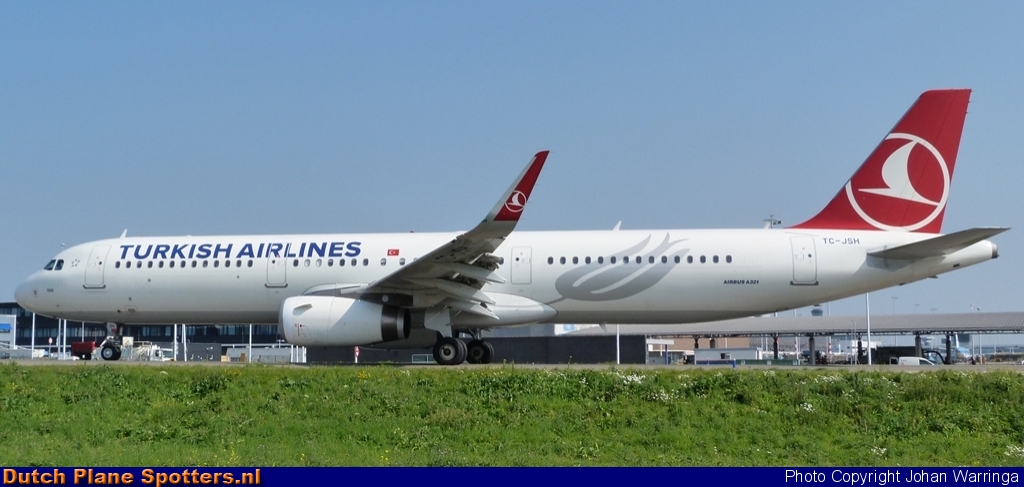 TC-JSH Airbus A321 Turkish Airlines by Johan Warringa