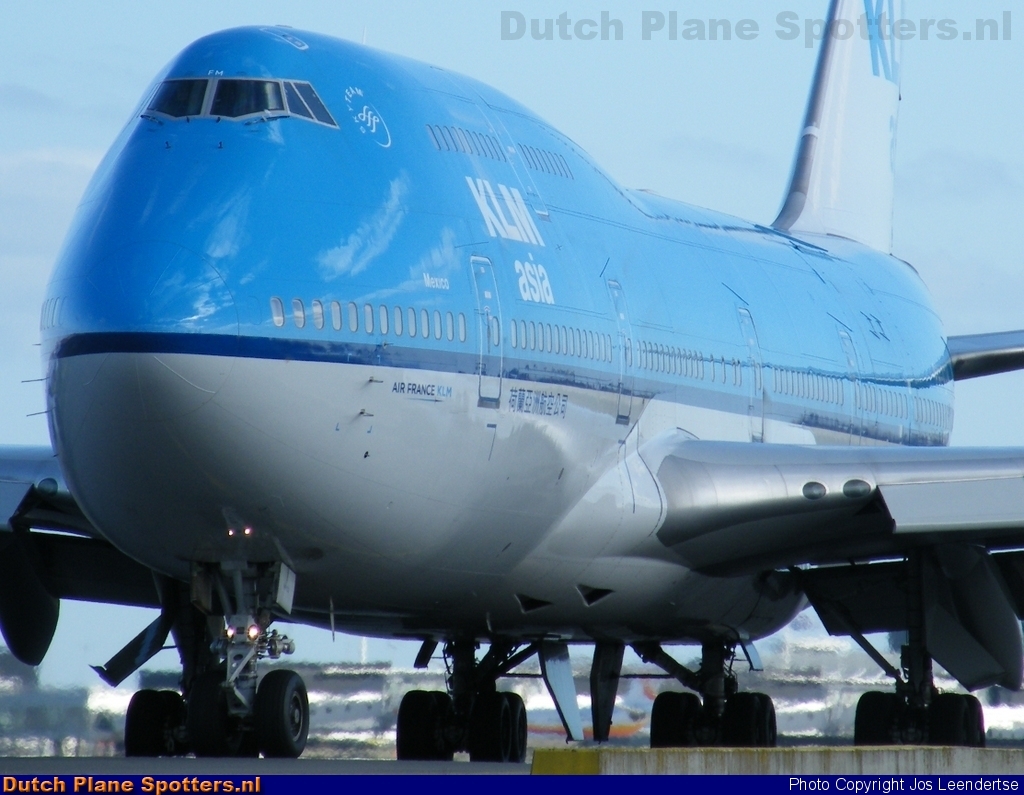 PH-BFM Boeing 747-400 KLM Asia by Jos Leendertse