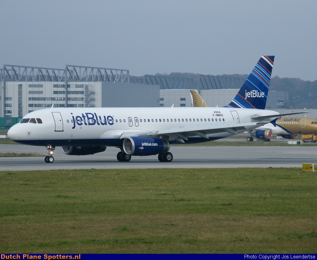F-WWBX Airbus A320 jetBlue Airways by Jos Leendertse