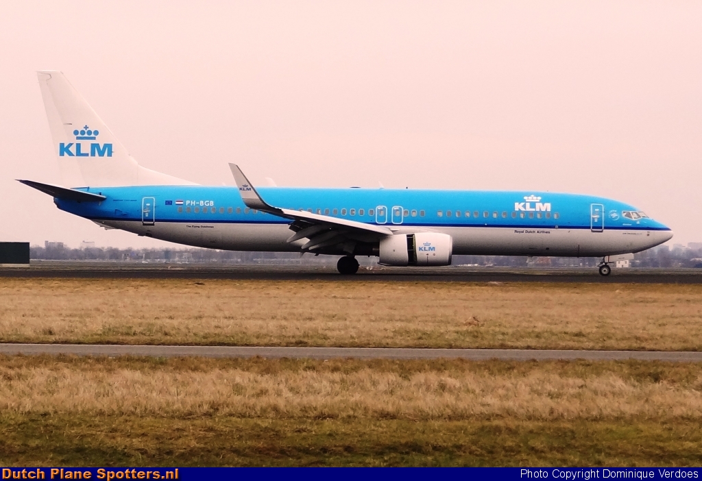 PH-BGB Boeing 737-800 KLM Royal Dutch Airlines by Dominique Verdoes