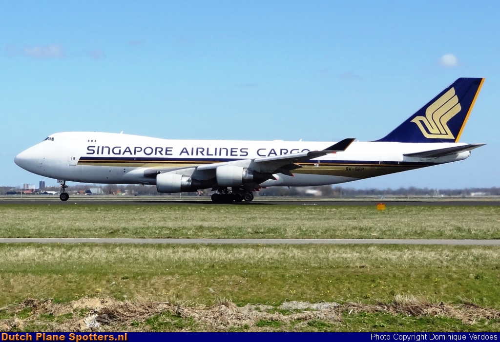 9V-SFP Boeing 747-400 Singapore Airlines Cargo by Dominique Verdoes