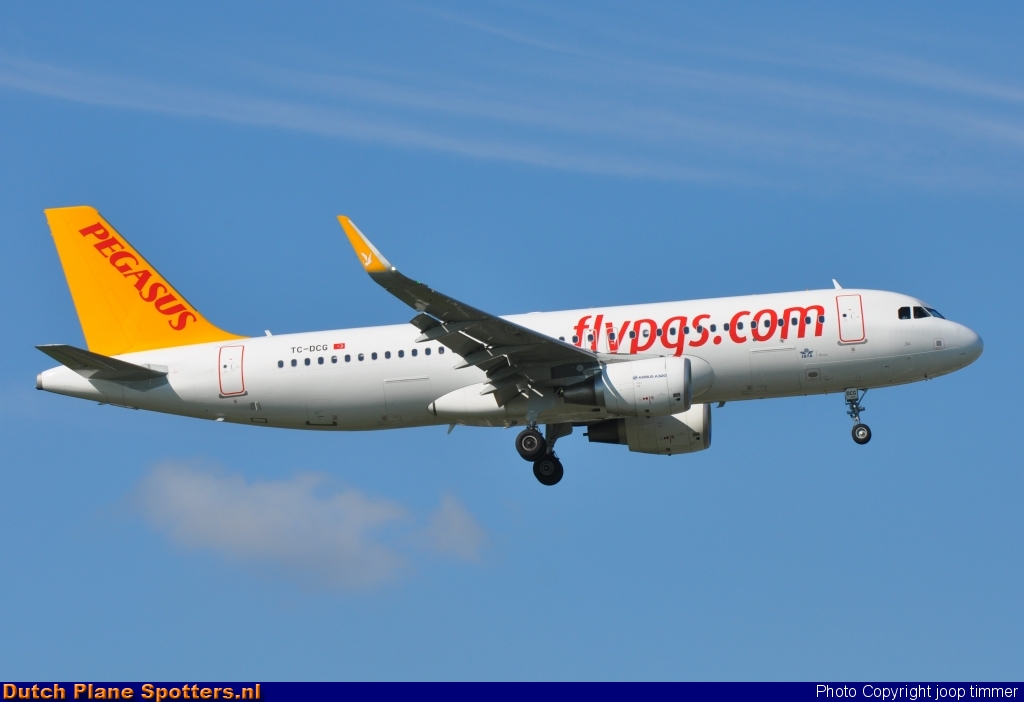 TC-DCG Airbus A320 Pegasus by joop timmer