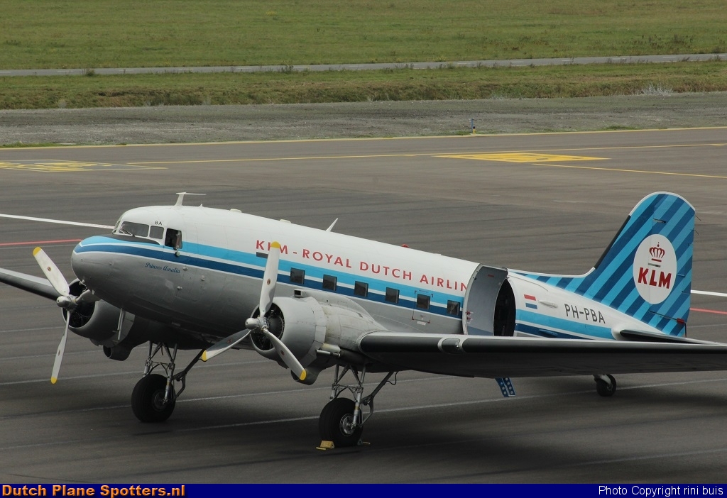 PH-PBA Douglas DC3 DDA Classic Airlines by rini buis