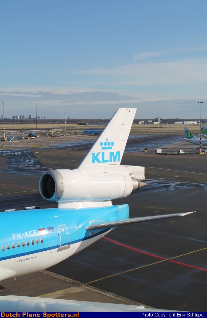 PH-KCE McDonnell Douglas MD-11 KLM Royal Dutch Airlines by Erik Schlijper