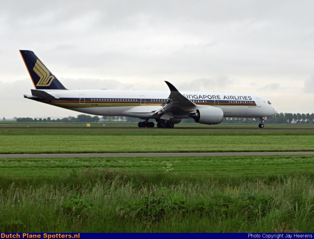 9V-SMA Airbus A350-900 Singapore Airlines by Jay Heerens