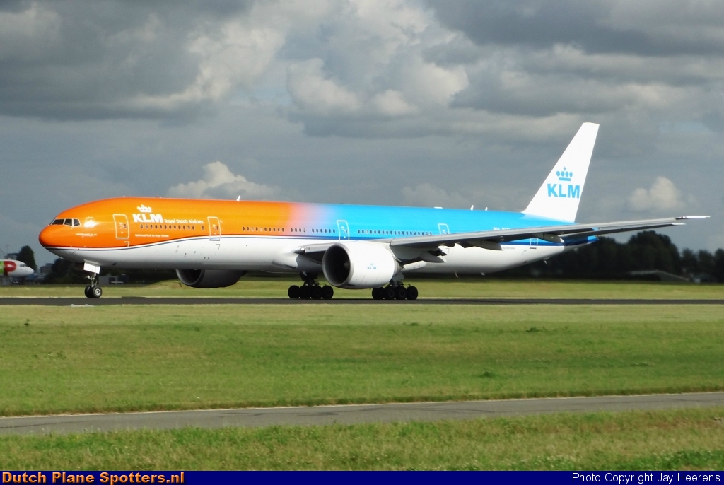 PH-BVA Boeing 777-300 KLM Royal Dutch Airlines by Jay Heerens