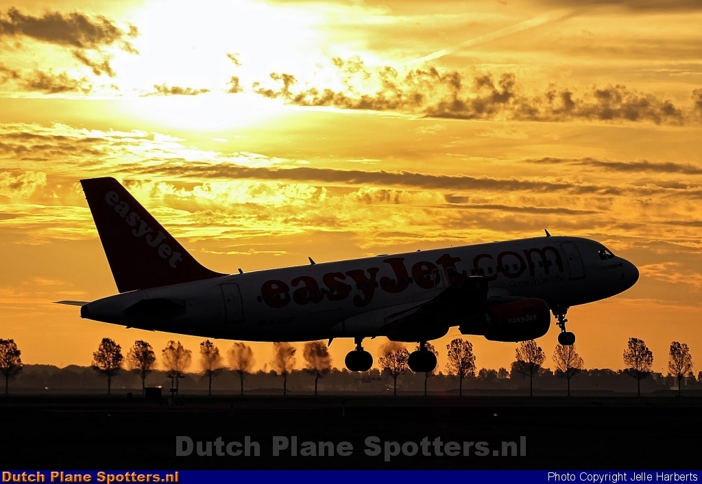 G-EZDF Airbus A319 easyJet by Jelle Harberts