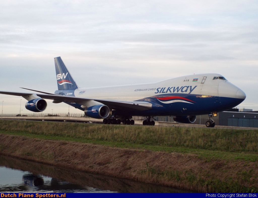 4K-SW800 Boeing 747-400 Silk Way Airlines by Stefan Blok