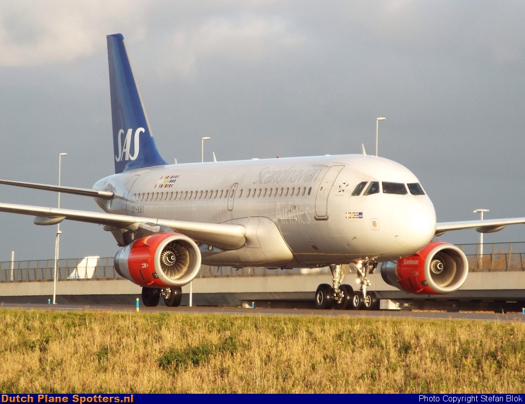 OY-KBT Airbus A319 SAS Scandinavian Airlines by Stefan Blok