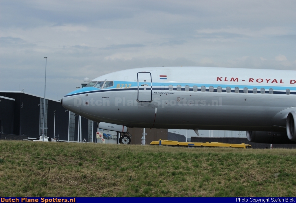 PH-BXA Boeing 737-800 KLM Royal Dutch Airlines by Stefan Blok