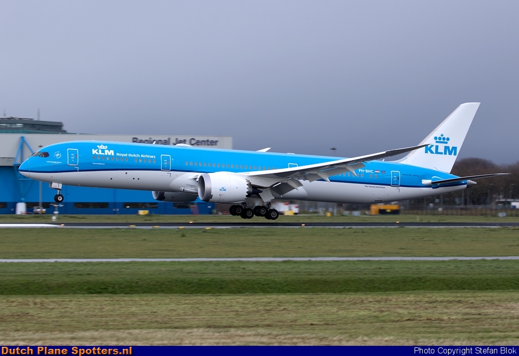 PH-BHC Boeing 787-9 Dreamliner KLM Royal Dutch Airlines by Stefan Blok