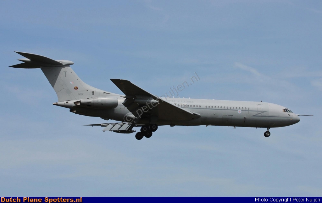 XV102 Vickers VC-10 MIL - British Royal Air Force by Peter Nuijen