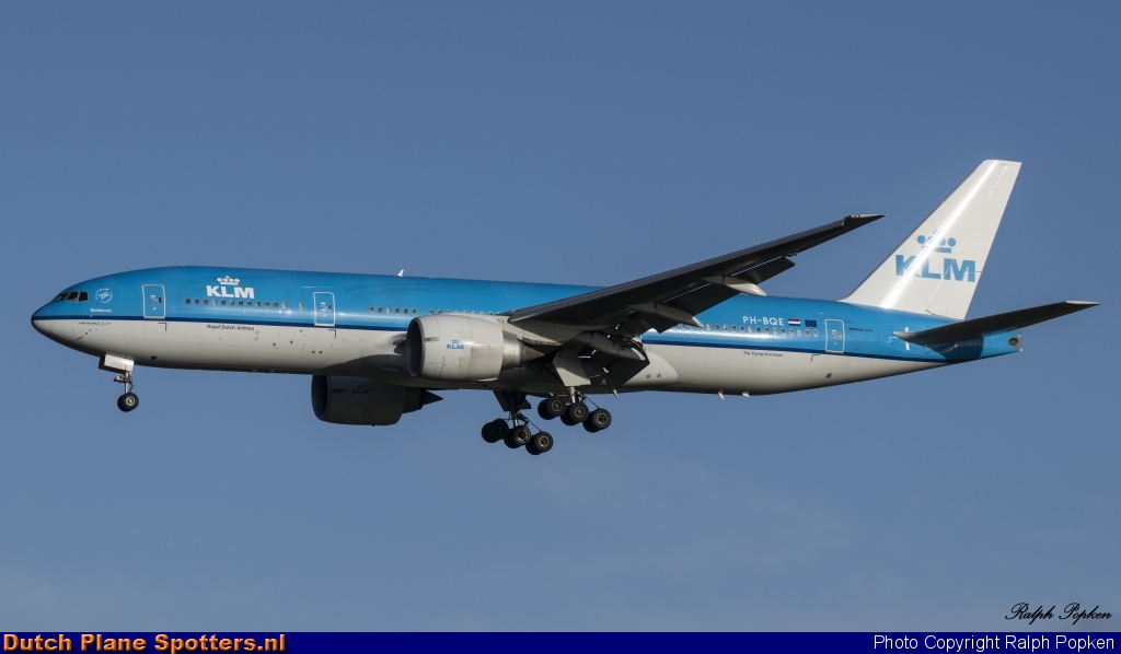 PH-BQE Boeing 777-200 KLM Royal Dutch Airlines by Ralph Popken