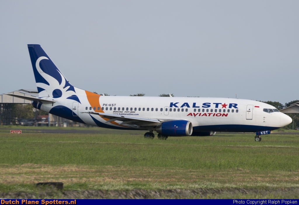PK-KST Boeing 737-300 Kalstar Aviation by Ralph Popken