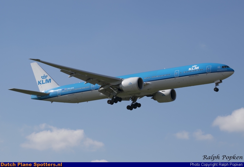 PH-BVK Boeing 777-300 KLM Royal Dutch Airlines by Ralph Popken