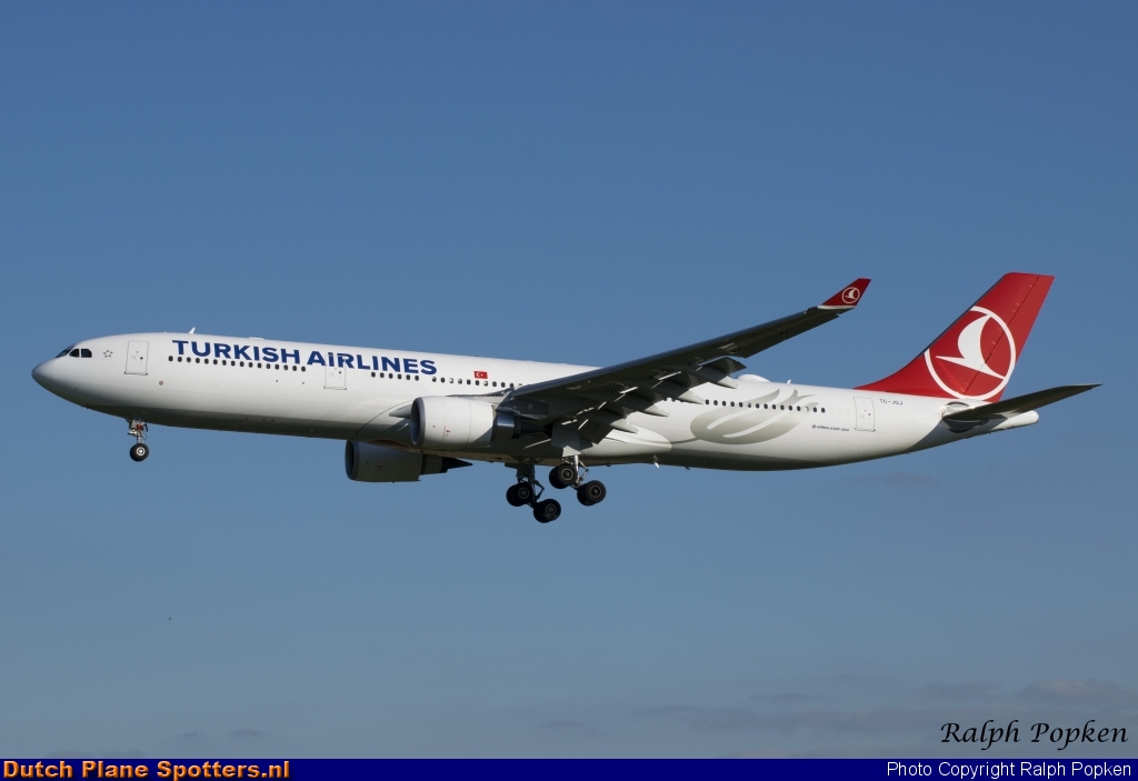TC-JOJ Airbus A330-300 Turkish Airlines by Ralph Popken