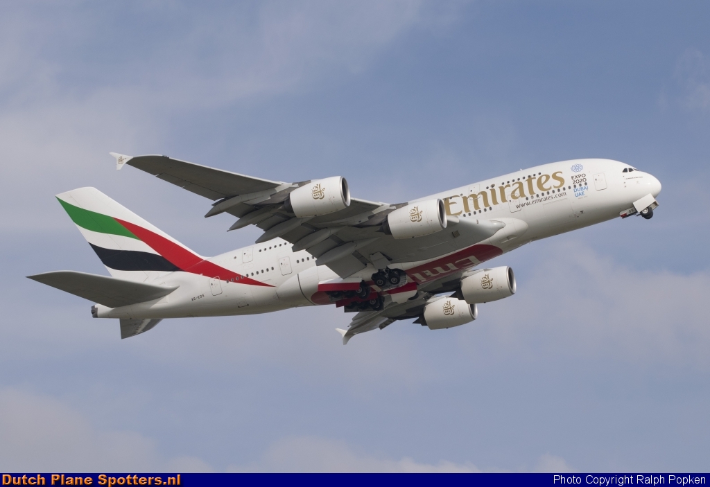 A6-EDS Airbus A380-800 Emirates by Ralph Popken