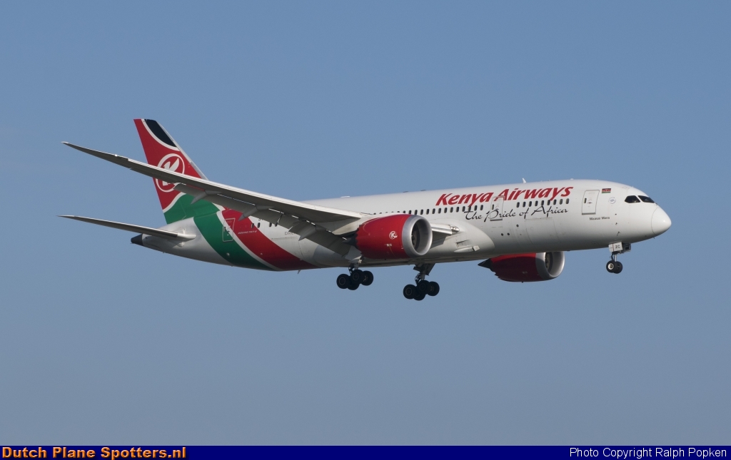 5Y-KZC Boeing 787-8 Dreamliner Kenya Airways by Ralph Popken