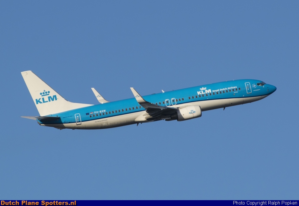 PH-BXW Boeing 737-800 KLM Royal Dutch Airlines by Ralph Popken
