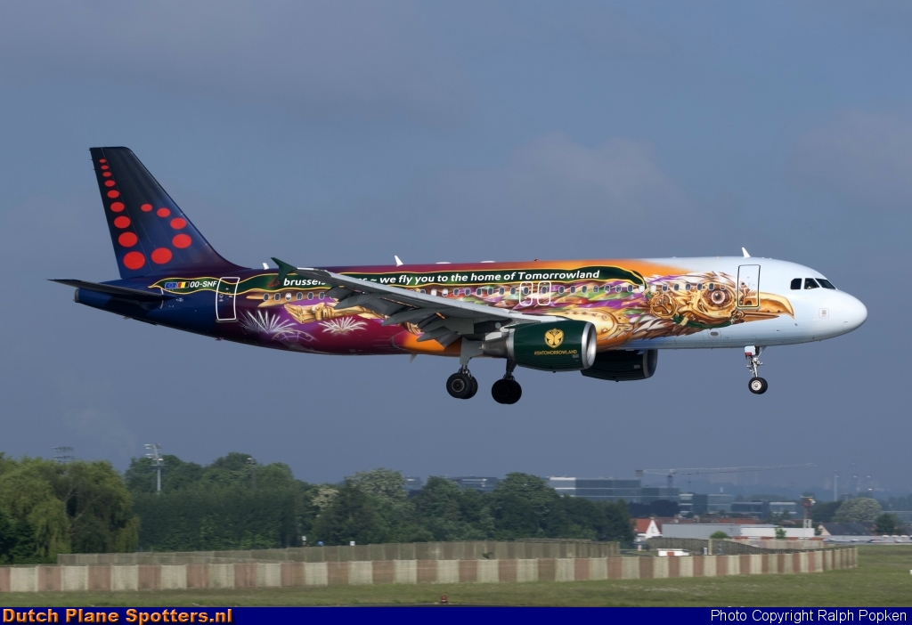 OO-SNF Airbus A320 Brussels Airlines by Ralph Popken