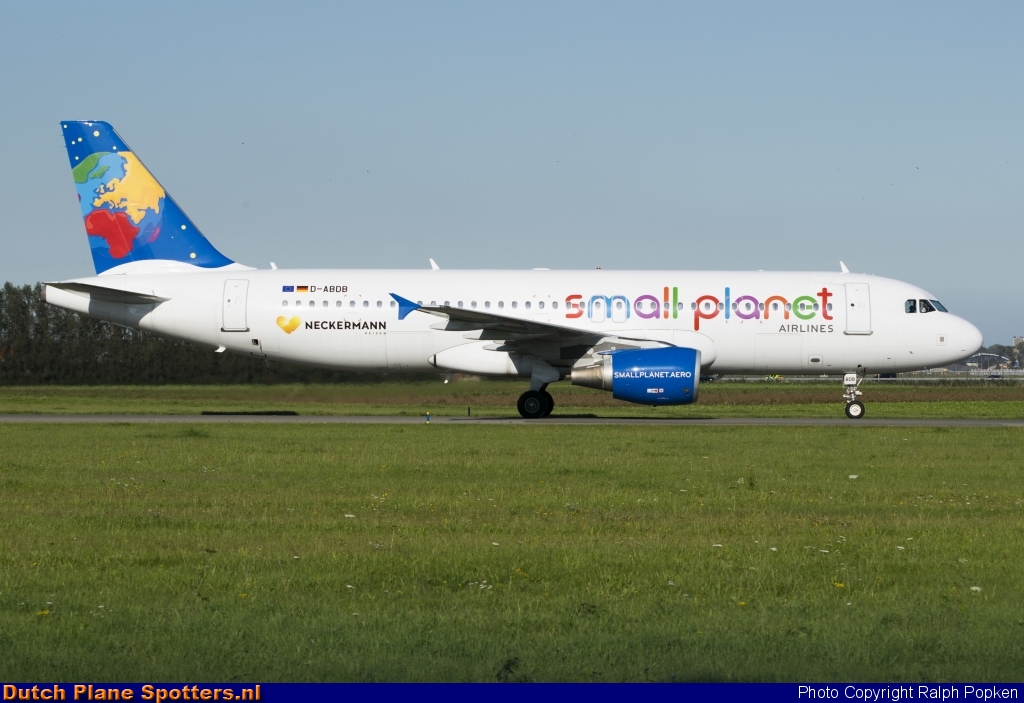 D-ABDB Airbus A320 Small Planet Airlines Germany by Ralph Popken